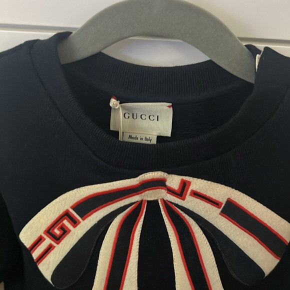 Authentic New Gucci sweater - Picture 3 of 5